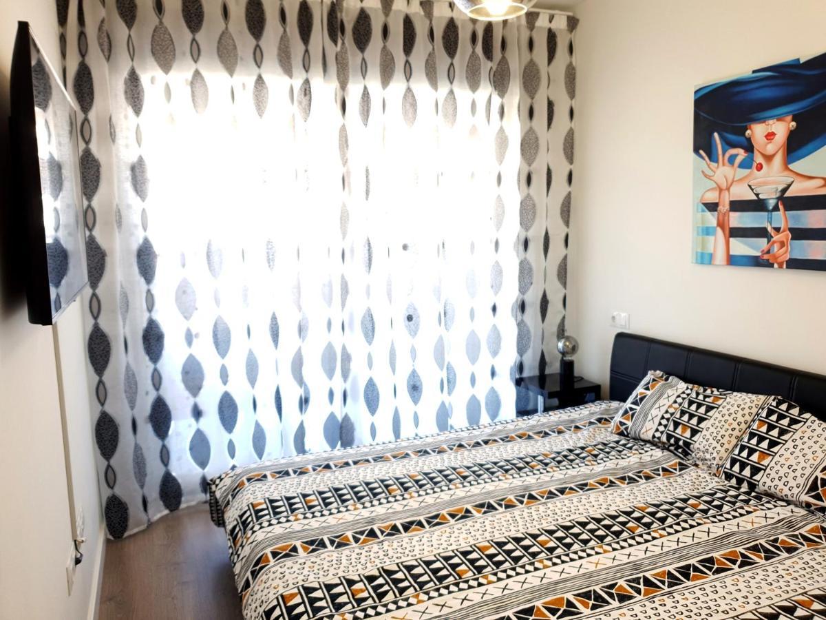 Boutique Apartment Near The Beach, 1 Gbps Wi-Fi Malaga Ngoại thất bức ảnh